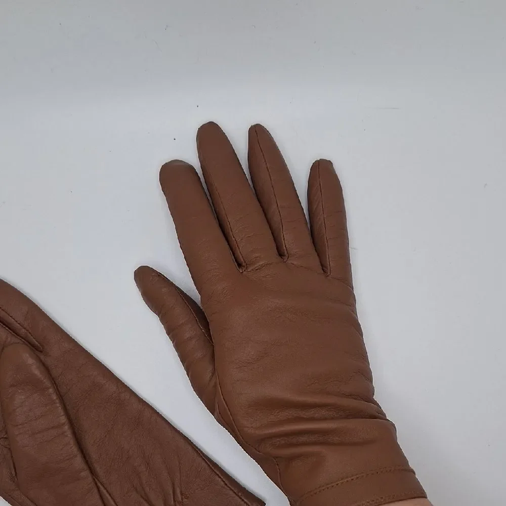 Elegant Brown Leather Gloves